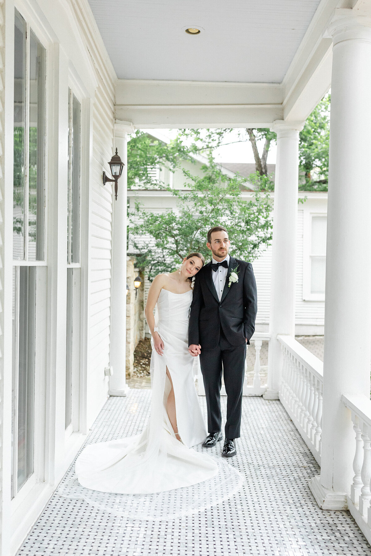 Allan-House-luxury-outdoor-Wedding-Jessica-Chole-Photography-Austin-San-Antonio-Texas-California-Wedding-Portrait-Engagement-Maternity-Family-Lifestyle-Photographer-Souther-Cali-TX-CA-Light-Airy-Bright-Fine-Art-Photography