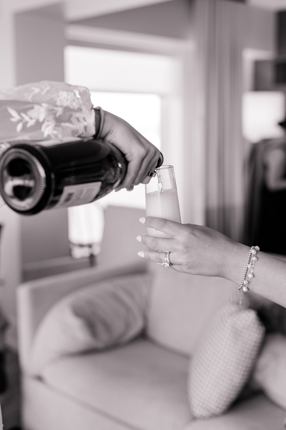 Newport-Harbor-Island-Resort-Wedding10