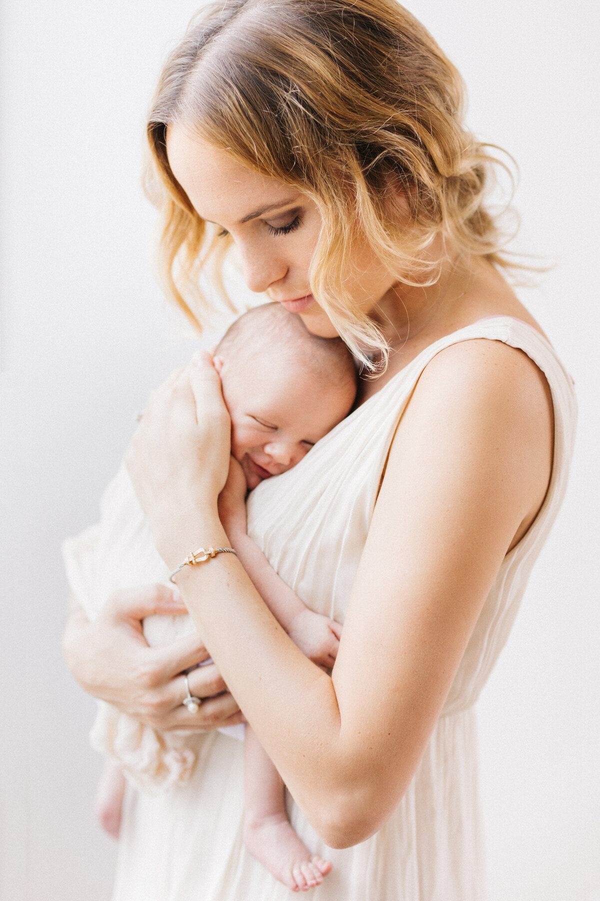 geneva-family-lifestyle-photographer-maternity_23