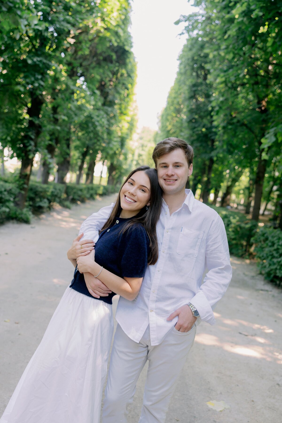 Engagement-Paris-Rodin-Garden-wedding-Larisa-Shorina-37