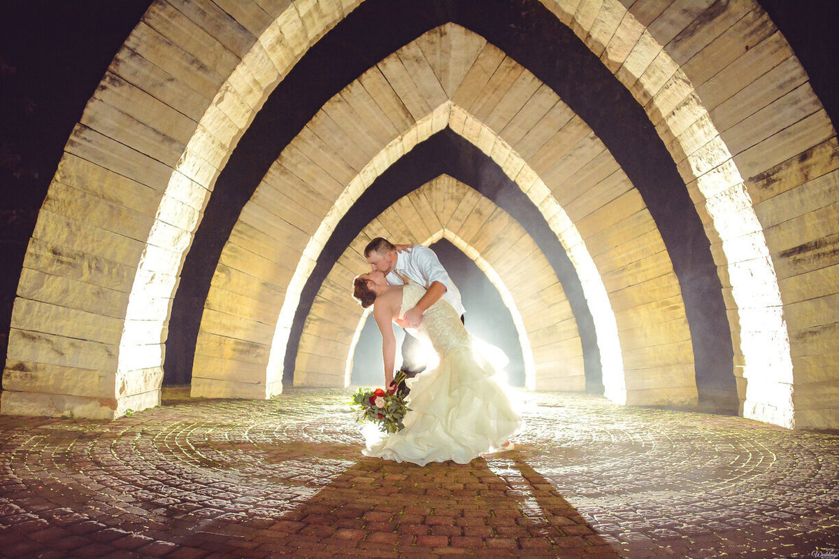 Bride-and-Groom-Twilight-under-arches