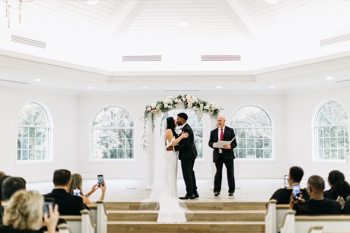 amber-mcwhorter-harborside-chapel-florida-elopement-chantilly-chic-celebrations-10