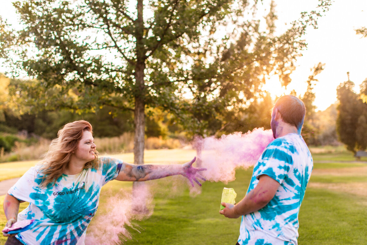 paint couple-12