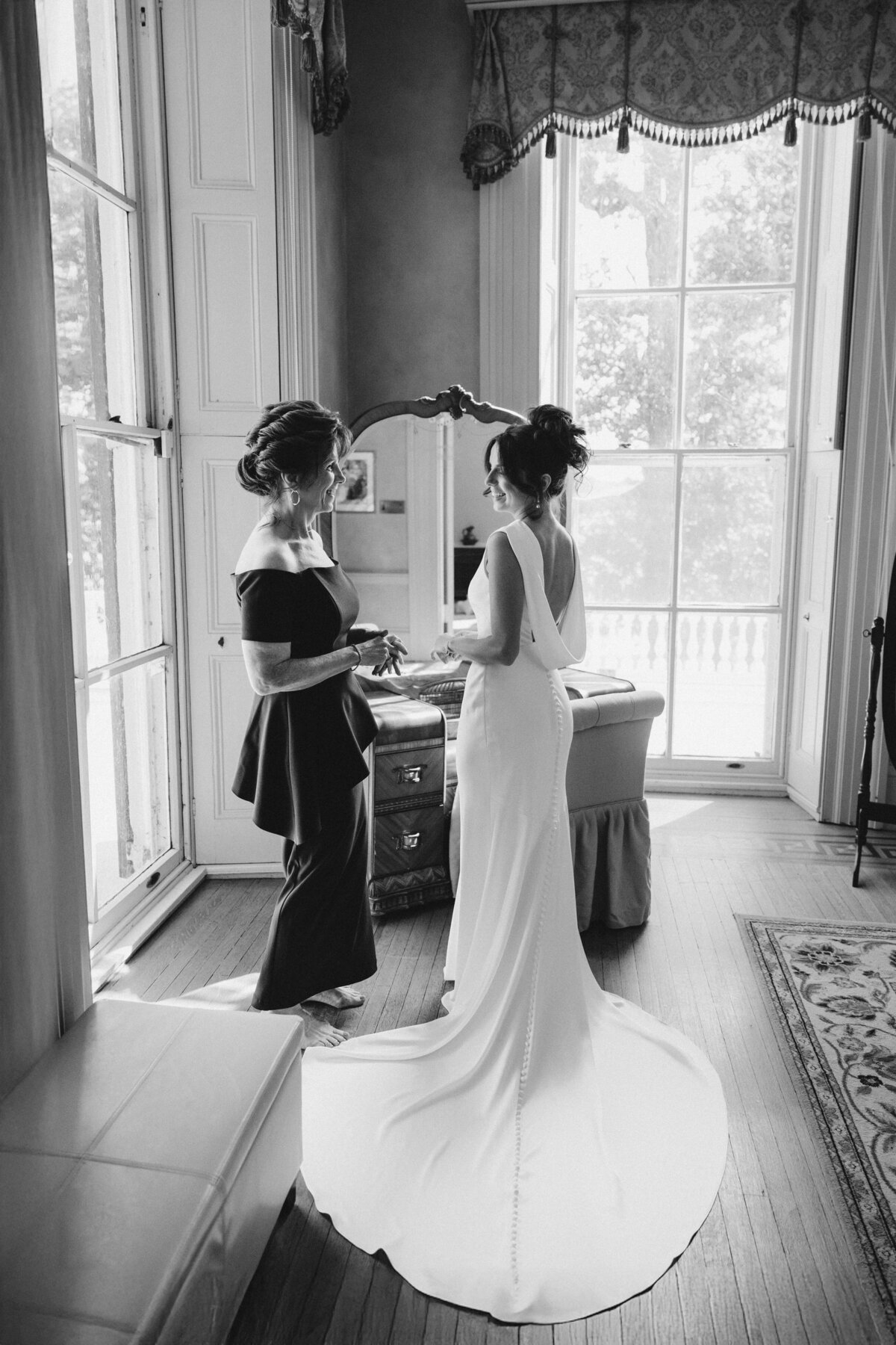 Amanda Ryan Details-37
