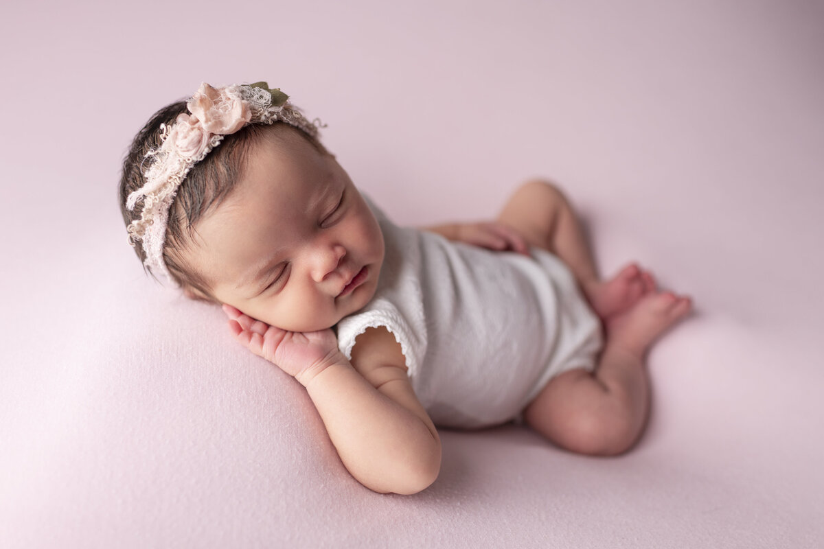 Newborn evelyn-137 copy