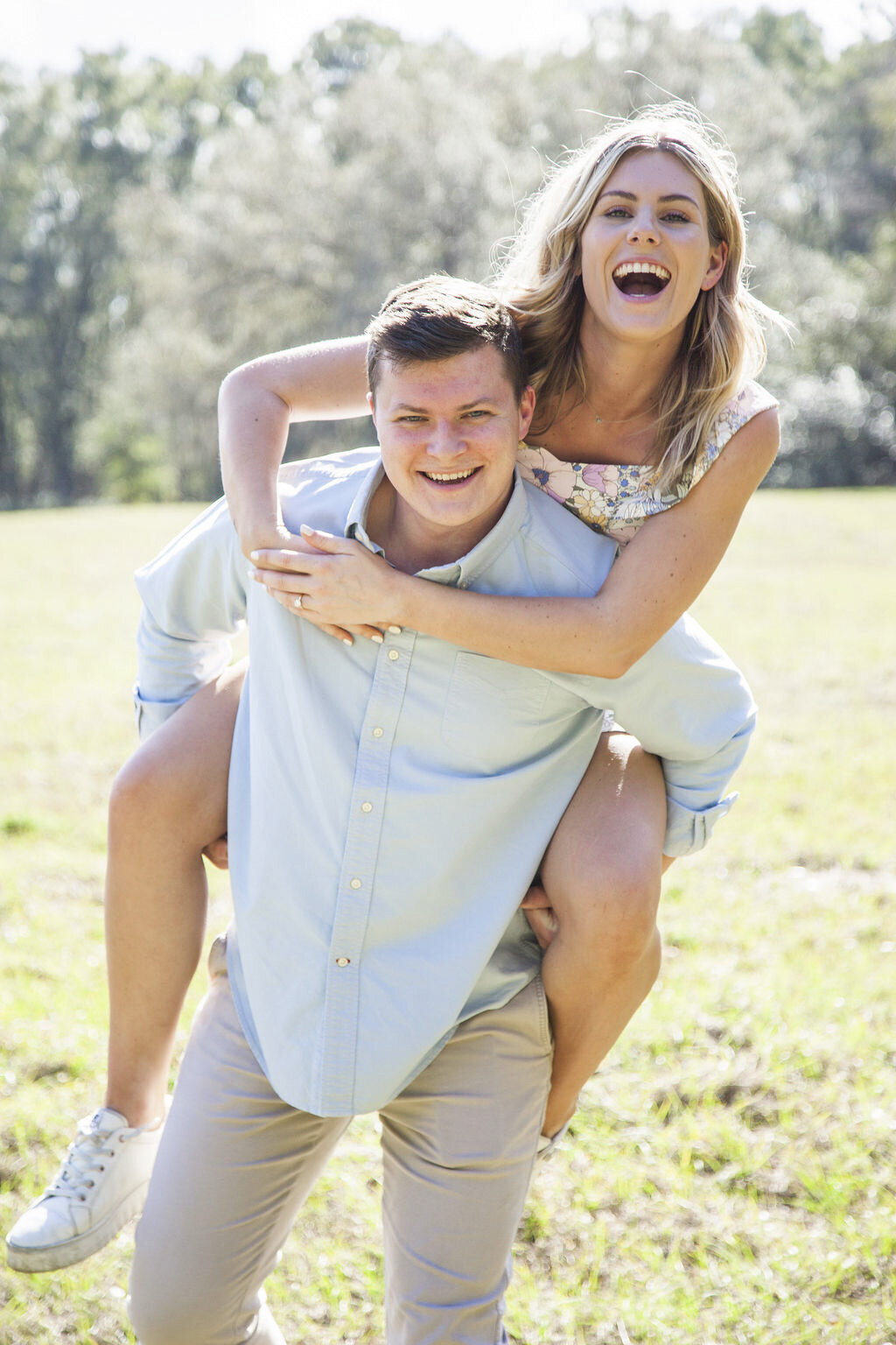 083 - HundredsofMoments_Engagements_092
