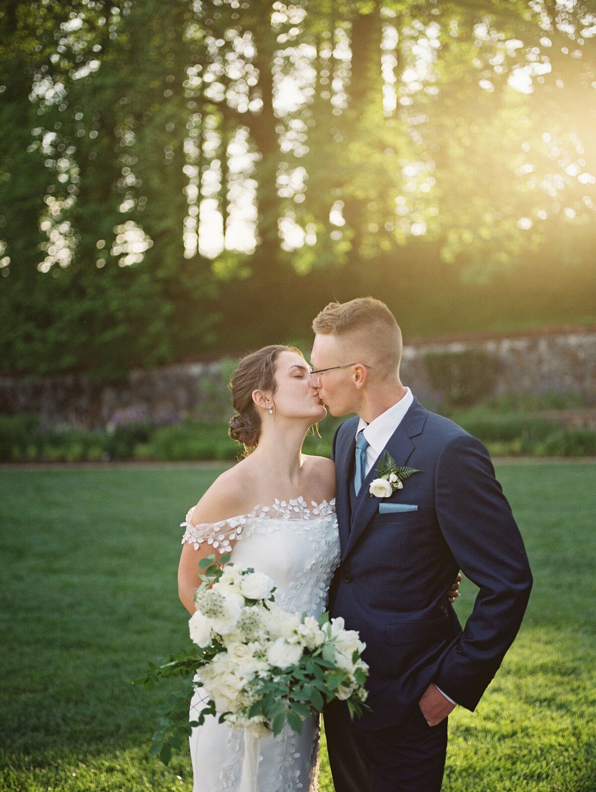 Casie-Marie-Photography-Biltmore-Asheville-NC-Hybrid-Wedding-Photographer-2023-49
