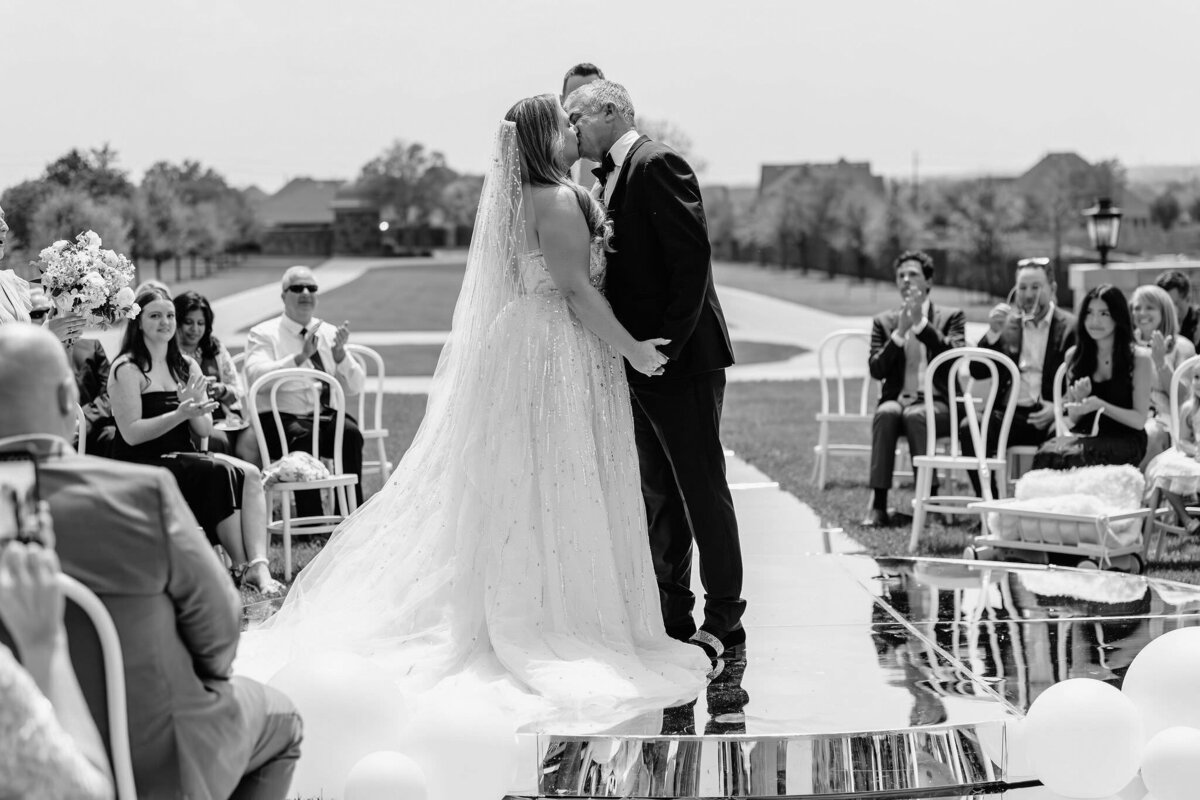 Solar-eclipse-wedding-dallas_-9