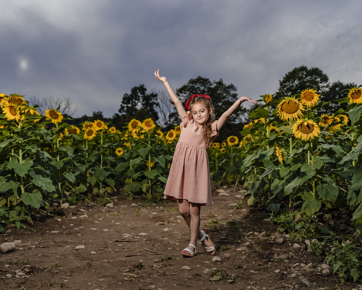 sussex country sunflower maze family photographs (52)