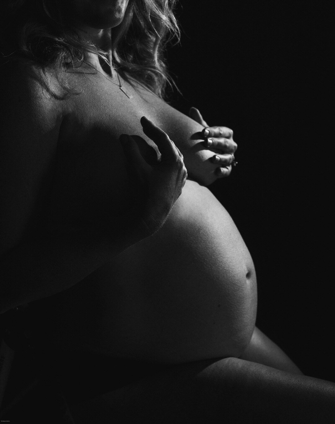 maternitydark-65