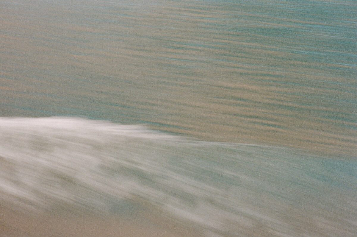 564175_0035
