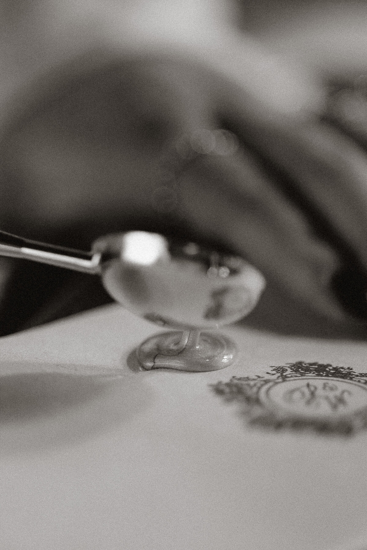 WEBSITE-ottawa-toronto-pec-kingston-ontario-quebec-lifestyle-couples-elopement-wedding-photographer-1303