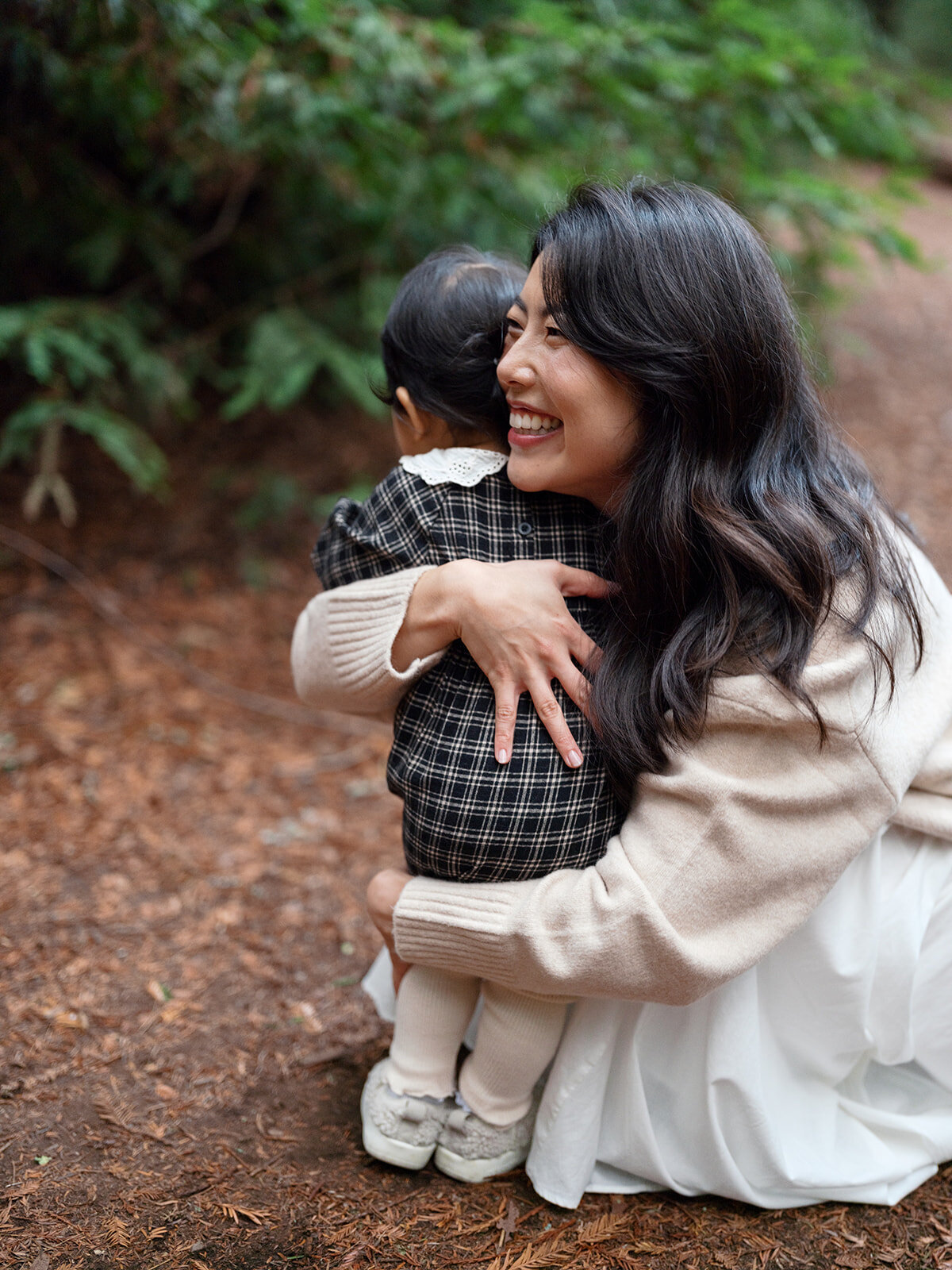 Mom toddler redwood photos East Bay Oakland family photographer fall