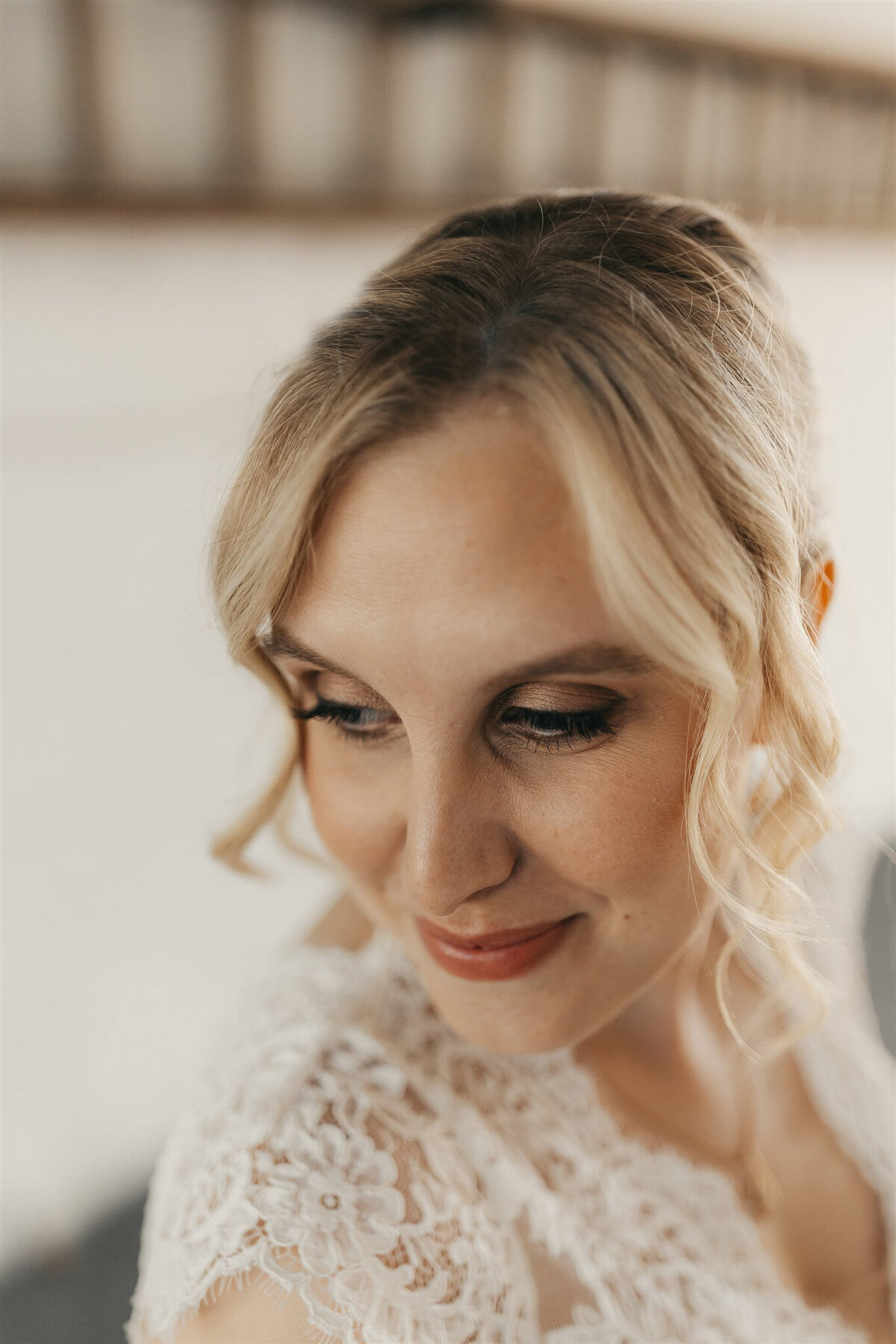 Sarah Schöb_Makeup_Artist_Schweiz_Styling_Ostschweiz_Hochzeitsmakeup_Hochzeitsfrisur_Mobile_Visagistin_modernes_Styling11_2048px