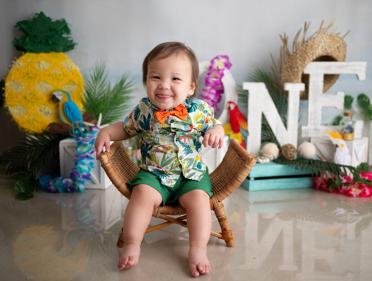 hawaiian theme one year pictures