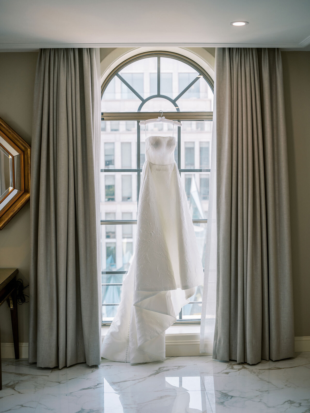 Vicki Grafton Elevated DC Wedding Photographer Meridian House 030