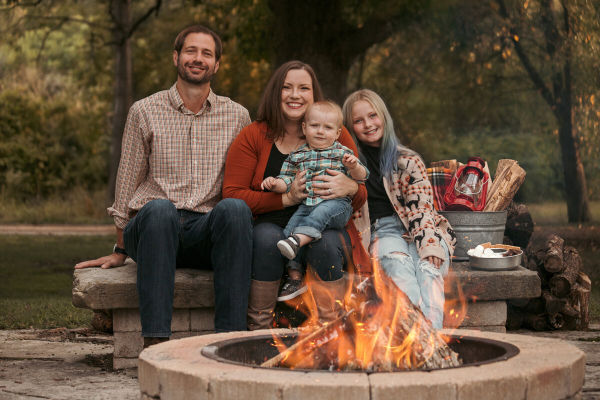 Martina Newport Photography - Rainie Themer Bosquet - Campfire-4