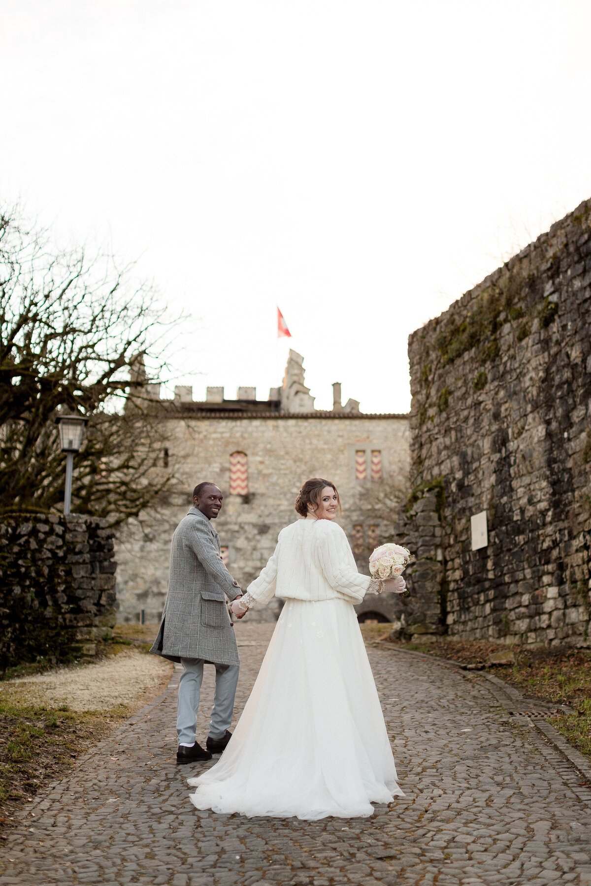 Hochzeit-Heiraten-Schloss-Hallwyl-Hochzeitsfotograf-Aargau-15