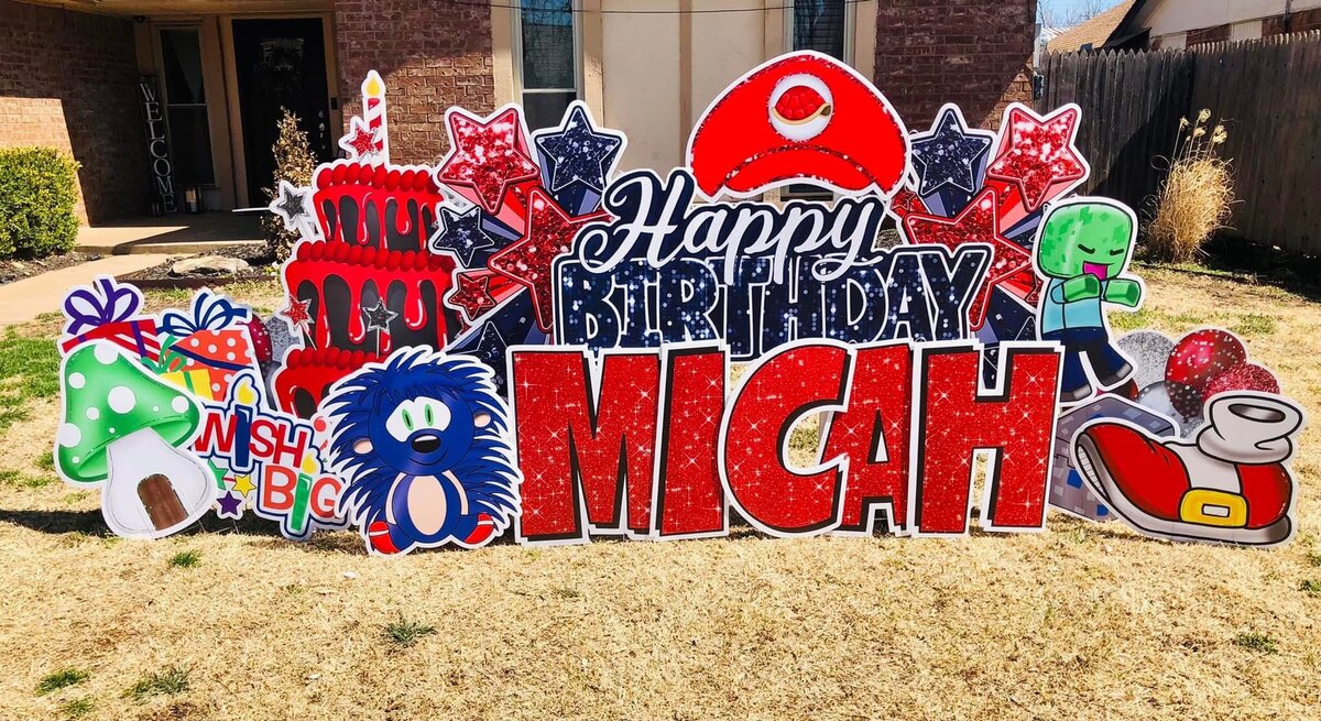 Custom birthday yard sign setup in Edmond, Oklahoma. Simply Sign It is a yard greeting rental company servicing Edmond, NW OKC, Piedmont, and Deer Creek. Order a yard greeting for birthdays, graduation, anniversary, back-to-school, and birth announcements.