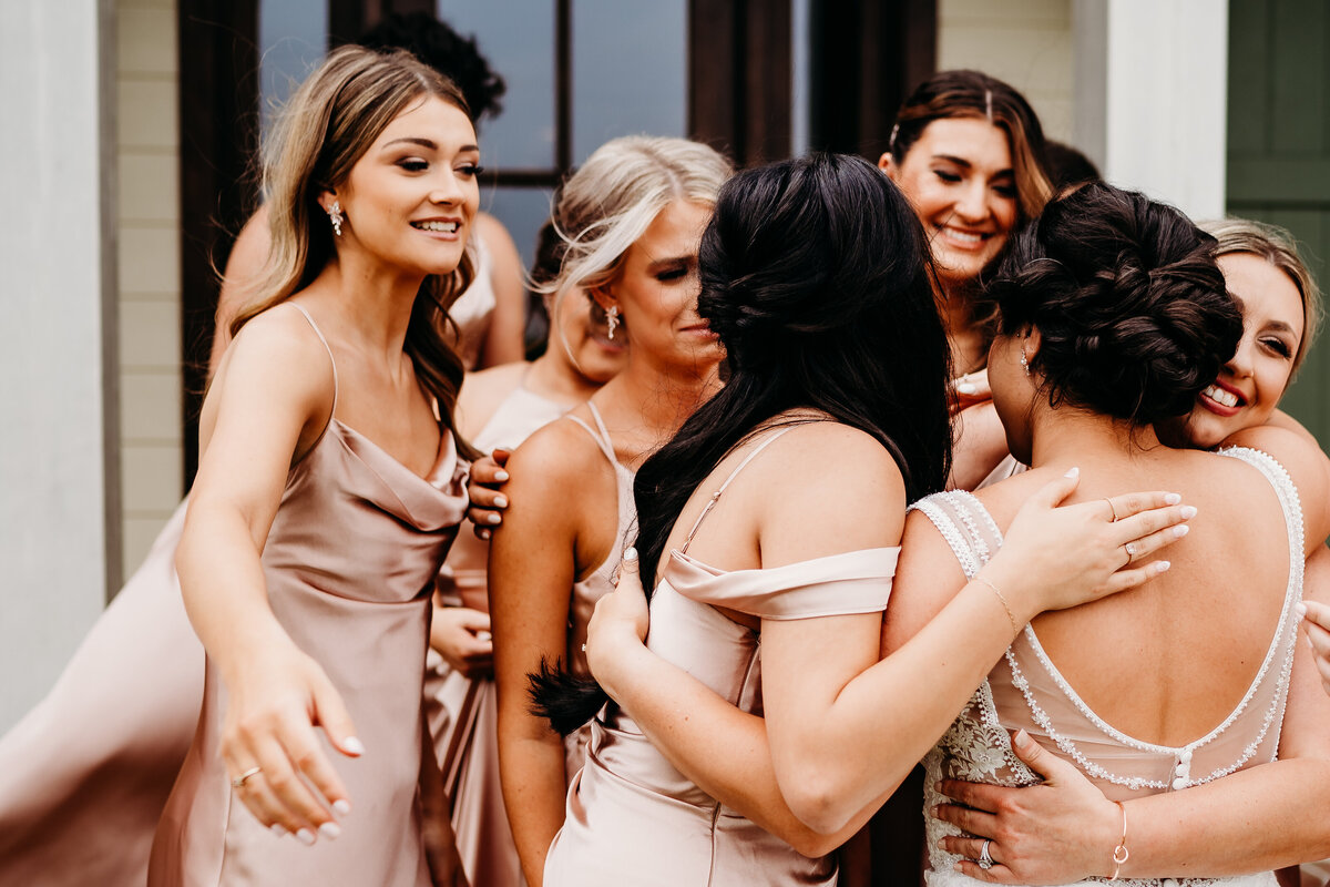 bridal first look photo with bridal party in lafayette, la