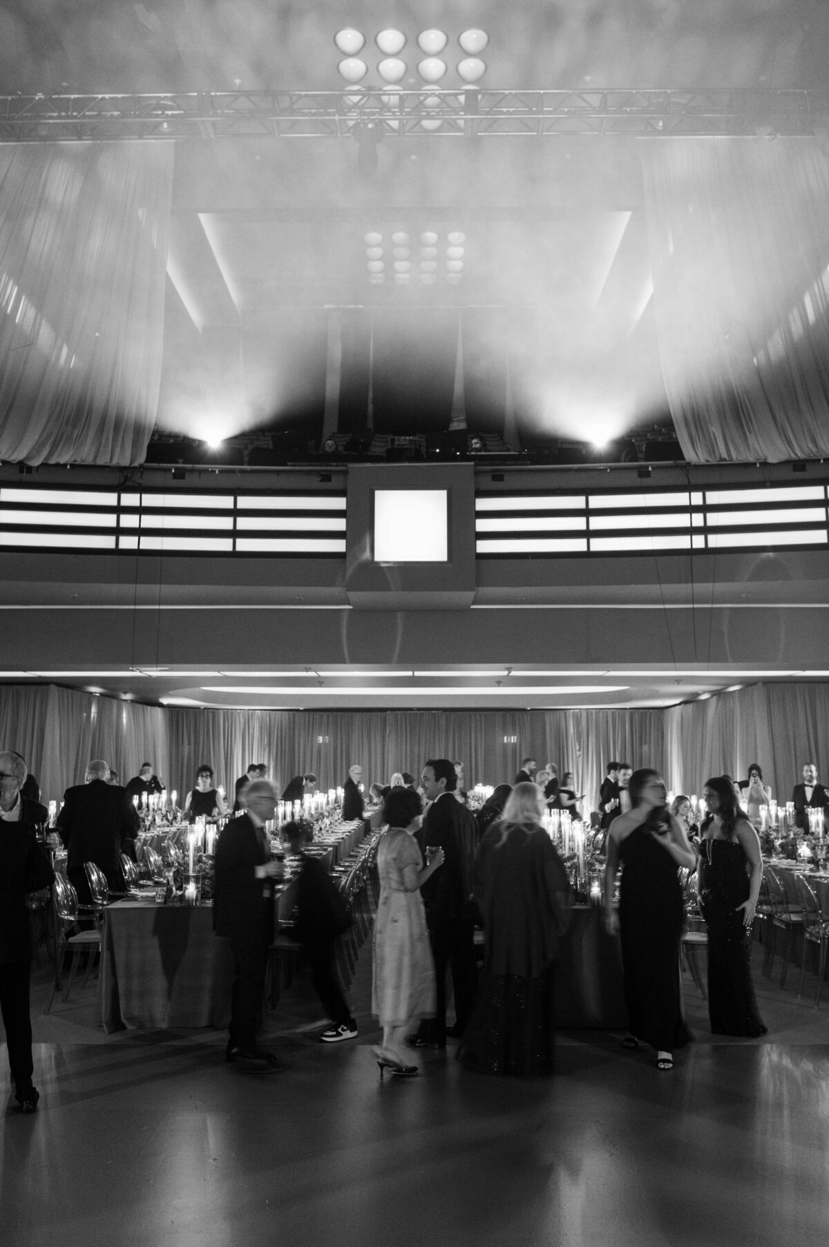 515-A-Luxurious-Red-Themed-Wedding-in-Toronto-Capturing-Timeless-Elegance-39