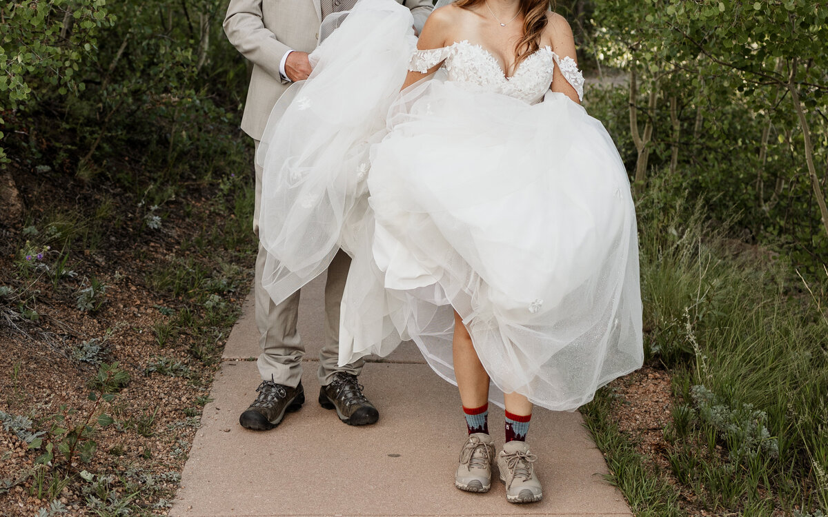 Pikes Peak Elopement Photographer - Jenn and Kyle