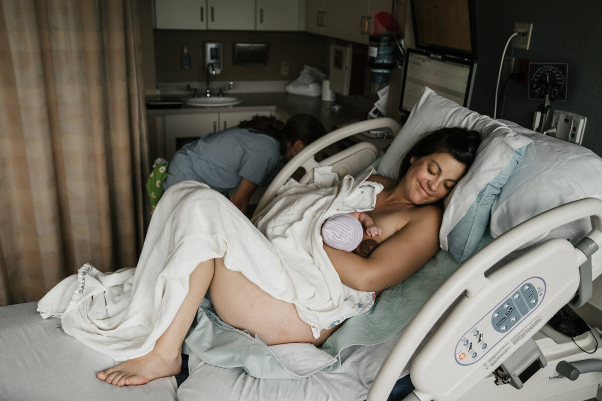 hospital-birth-photography-d-082