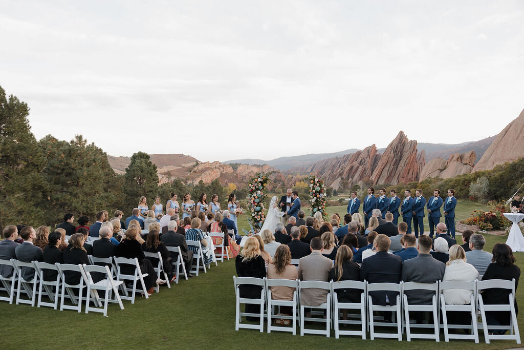 outdoor wedding ceremony at Arrowhead Golf Club