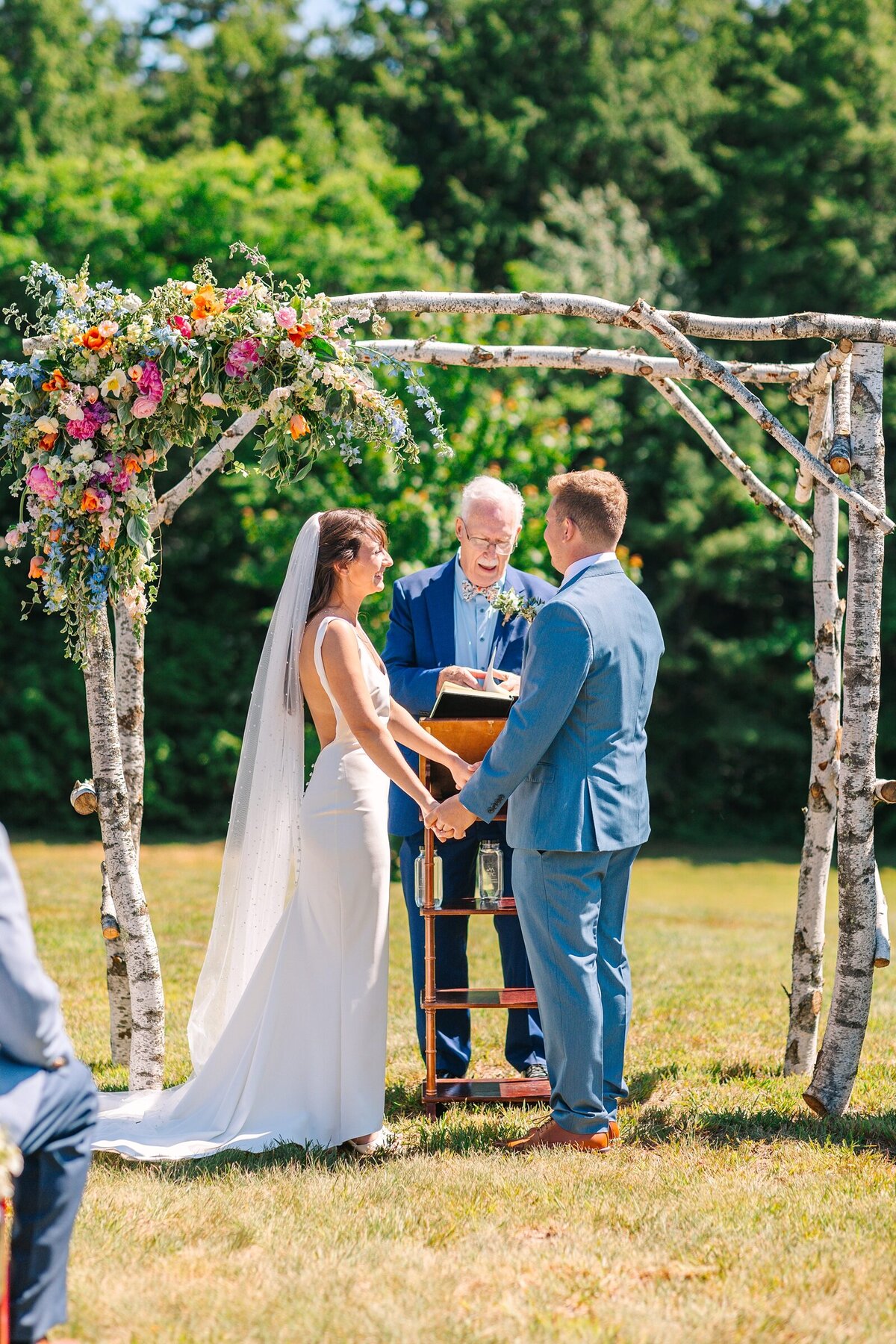 Wildflower_Inspired_Sunny_Colorful_Wedding_Photography_Preserve_at_Chocorua_New_Hampshire_0027