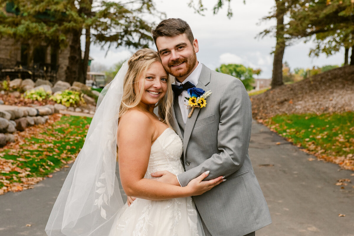 6333-Engagement Photography Nicole Hollenkamp St Cloud MN Central MN