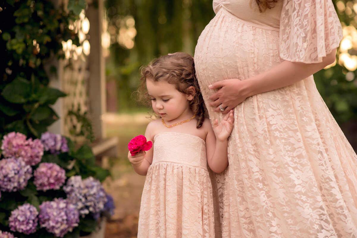 Floral-maternity-Photography