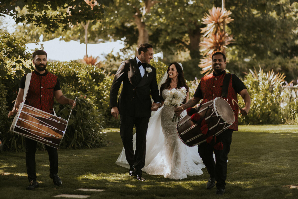 Sunnyandnicole_penncastle_lauradeanphotography_dorsetweddingphotographer-35
