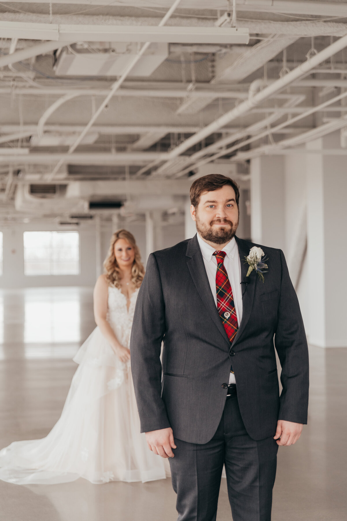 columbus-photographer-firstlook-wedding