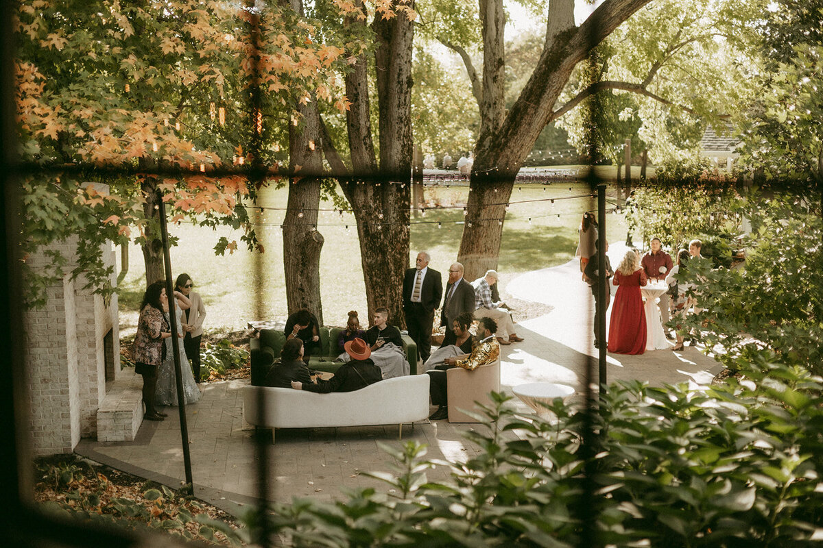 mustard seed gardens indy indianapolis noblesville indiana wedding photographer bellagio florals something blue stylists-58