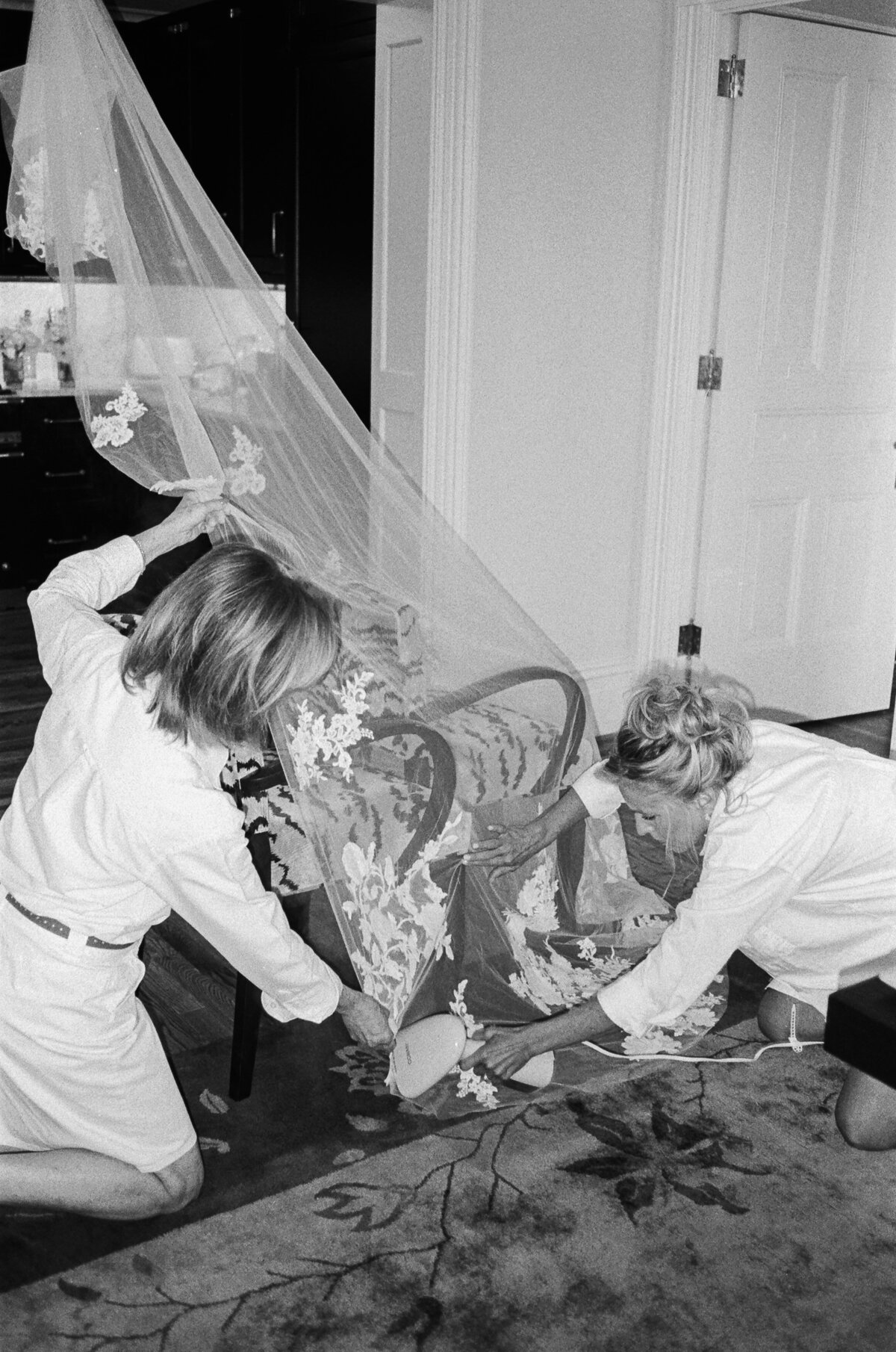 hotel-chelsea-wedding-madeleine-elliott-006