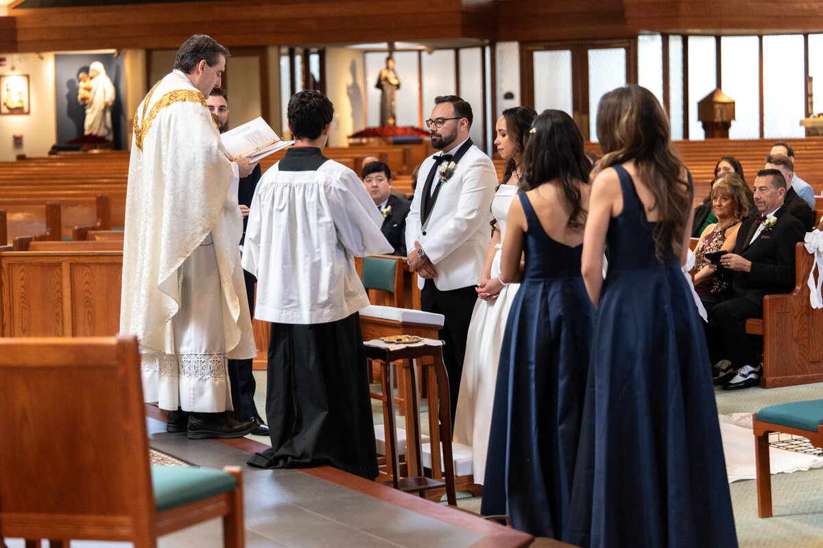 KeithAhnPhotography_February_Catholic_Wedding_Virginia_023