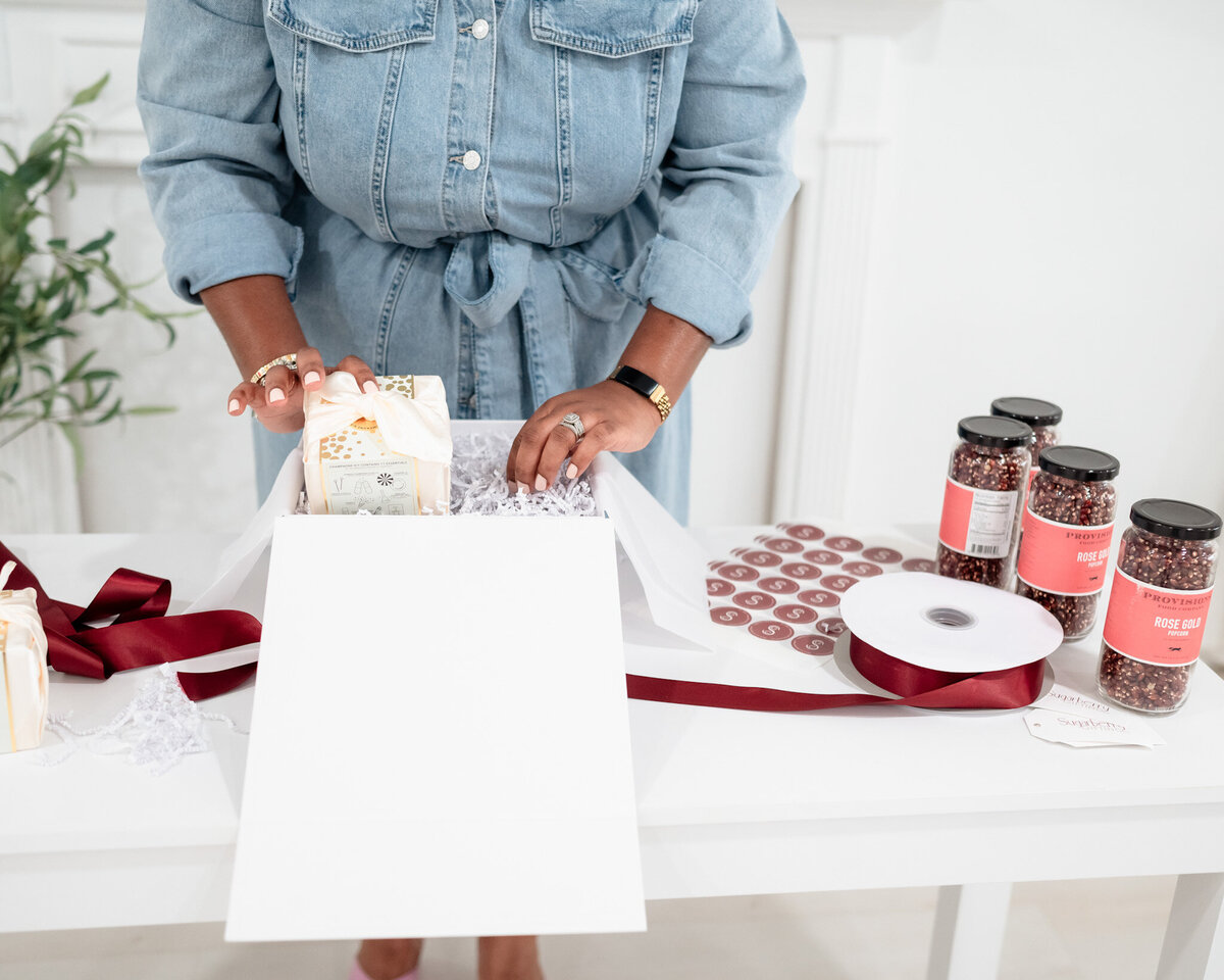 emmiclaire-branding-portraits-sugarberry-gifting-co-jacksonville