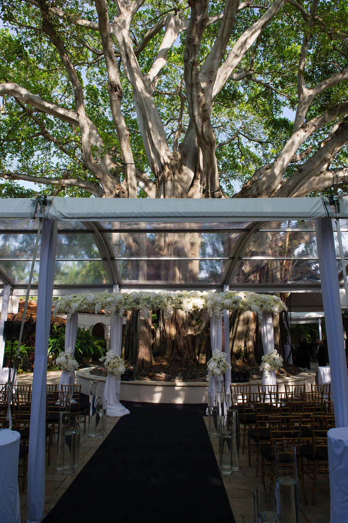 00003-art-deco-glam-wedding-fisher-island-club-miami-chris-weinberg-events