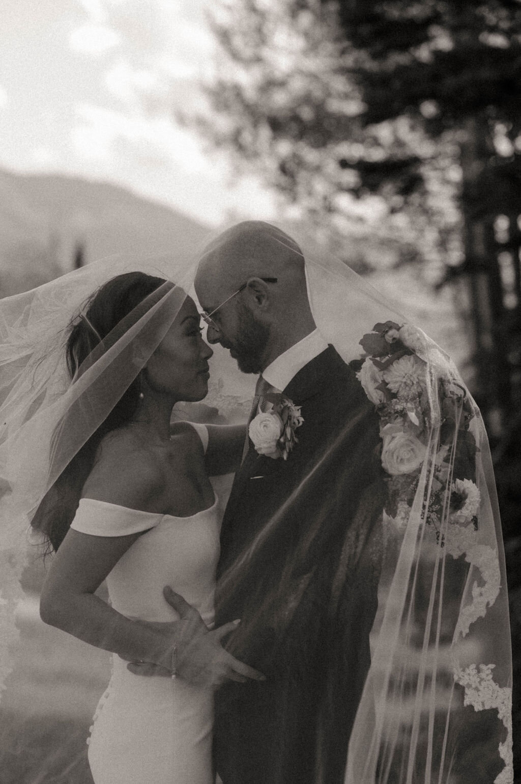 denver-elopement-photographytelluride_mountain_colorado_denver_breckenridge_elopement_photographer_wedding-747