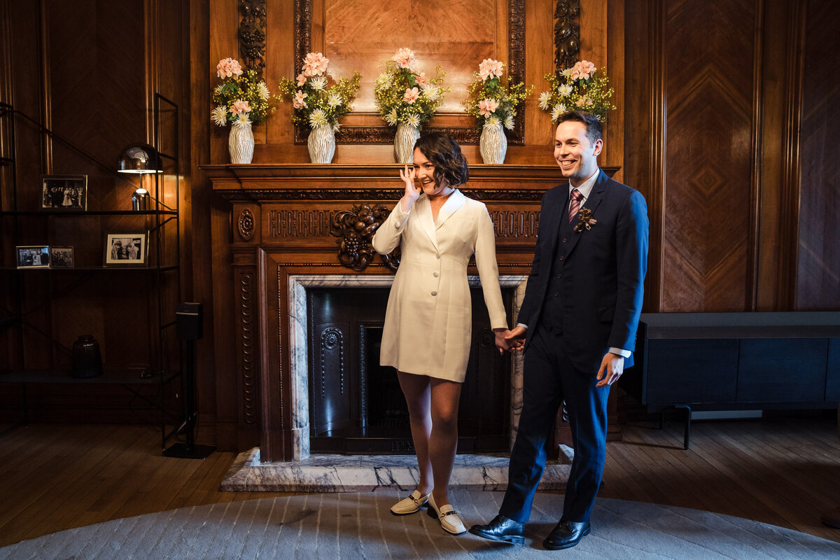 intimate-london-old-marylebone-town-hall-wedding-24