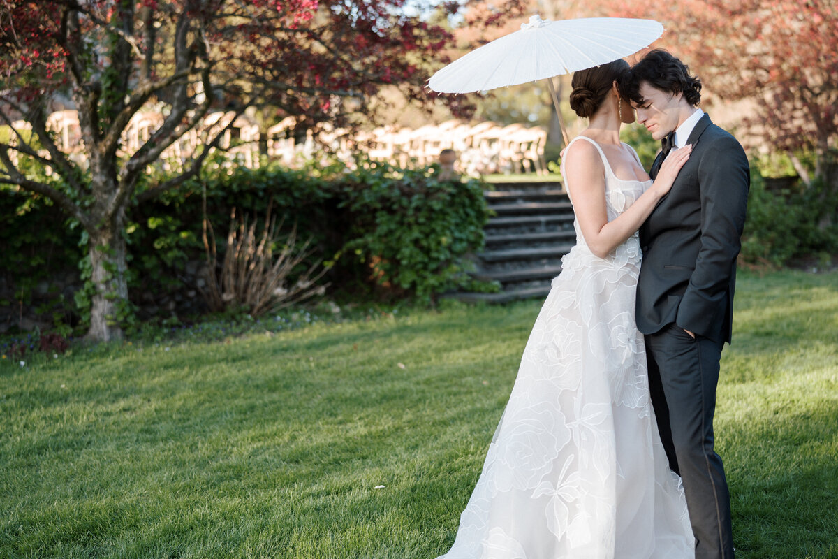 Greencrest-Manor-Michigan-Wedding-Ceremony-Outdoor7