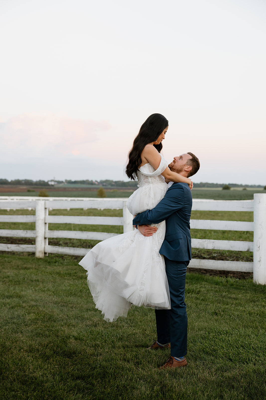 Wedding Portraits at Northfork Farm in Oswego IL
