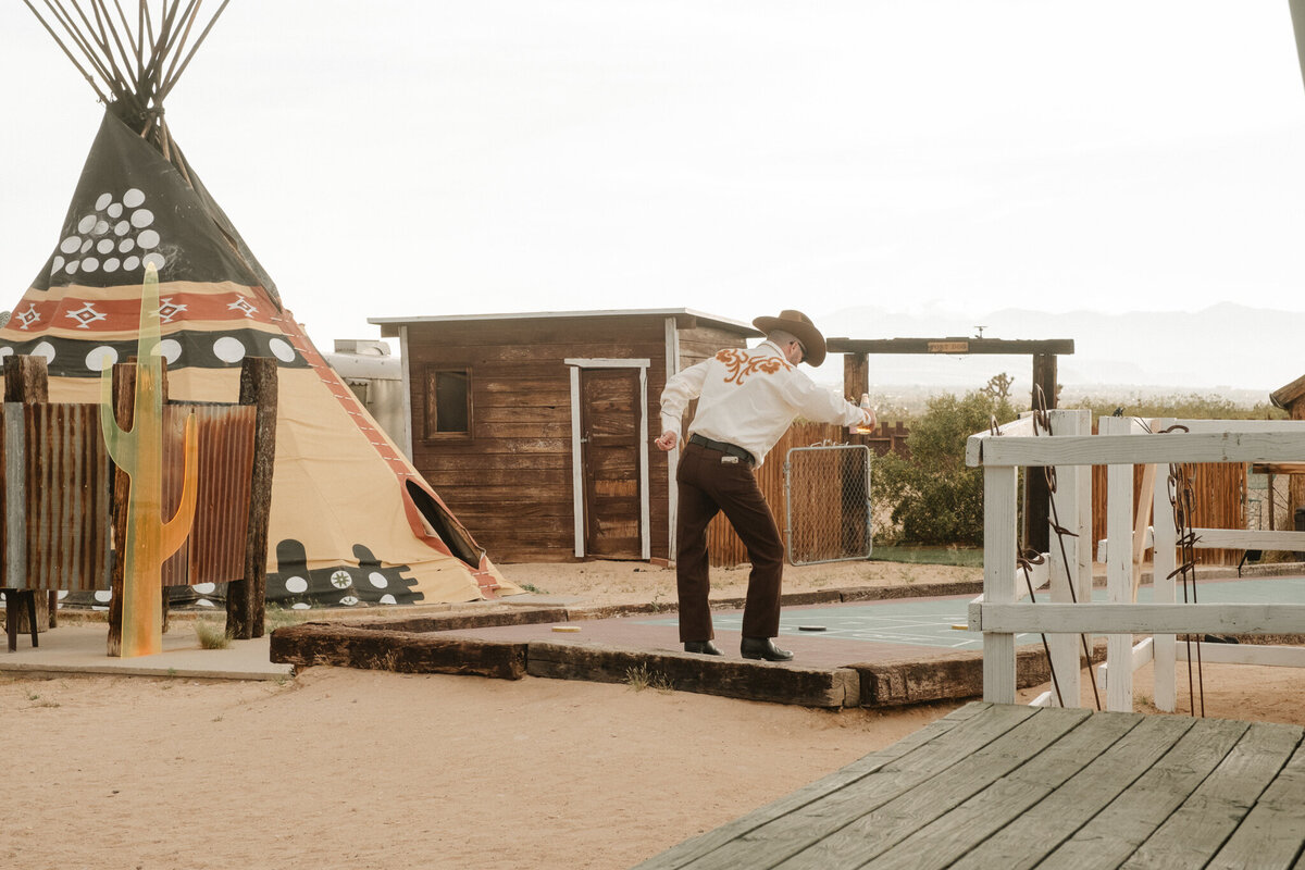 Hicksville Trailer Palace Elopement-31