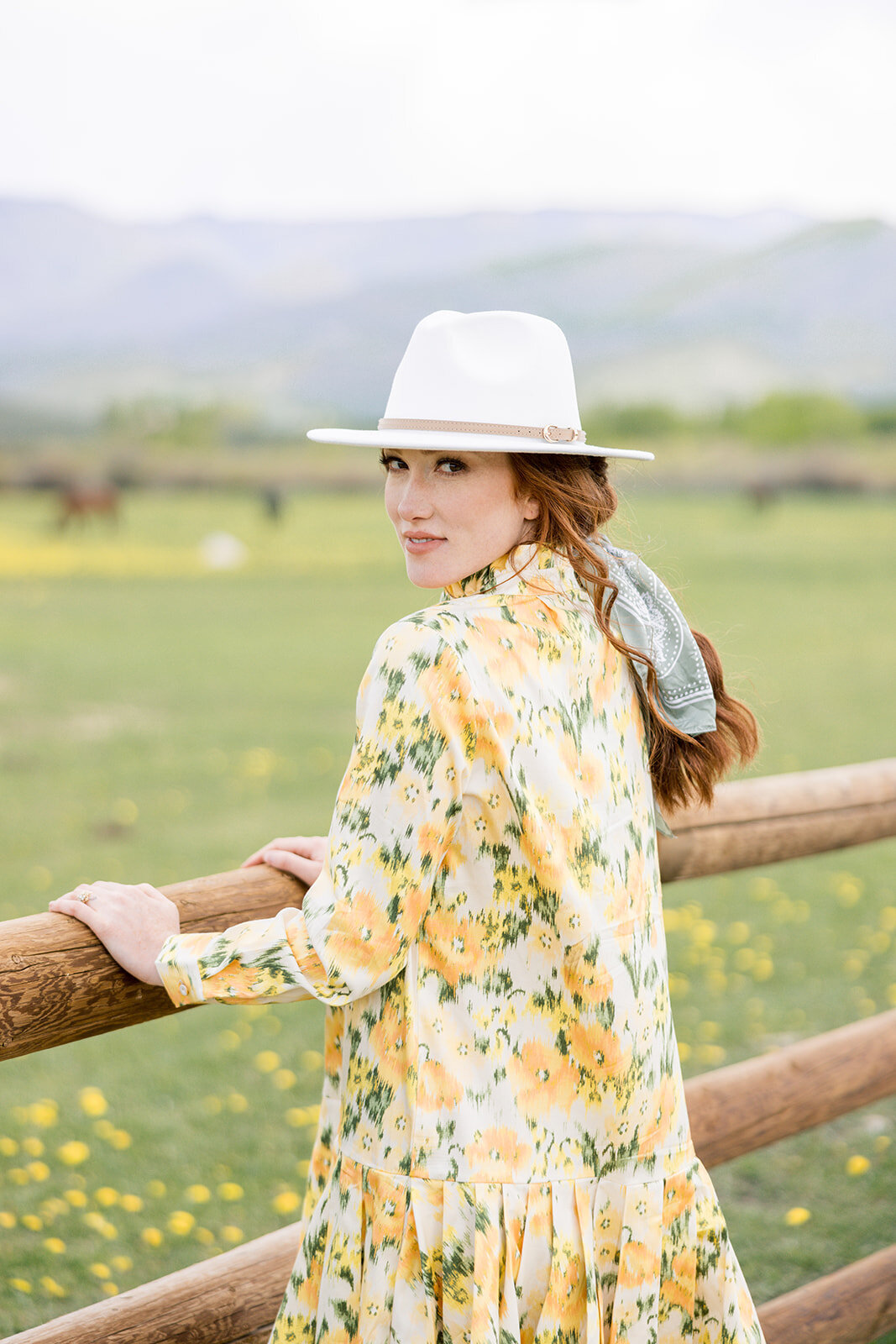 brooke-nash-photography-aspen-colorado-engagement-session-103