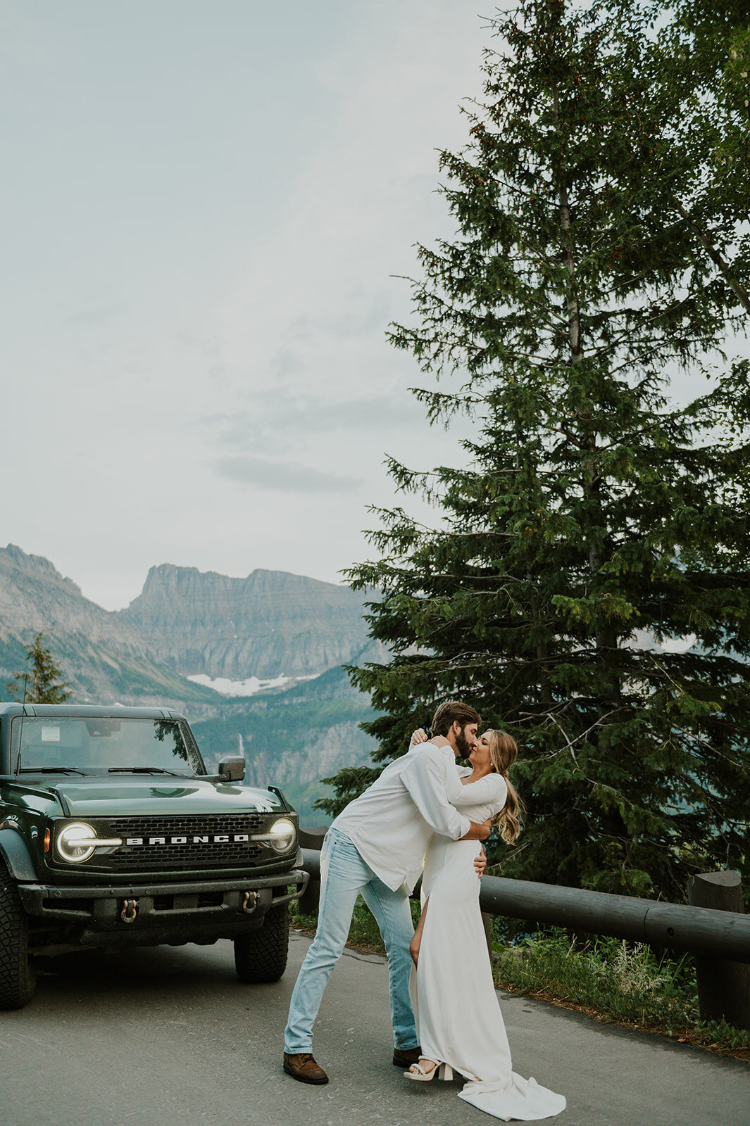 presley-gray-glacier-national-park-elegant-elopement-1932