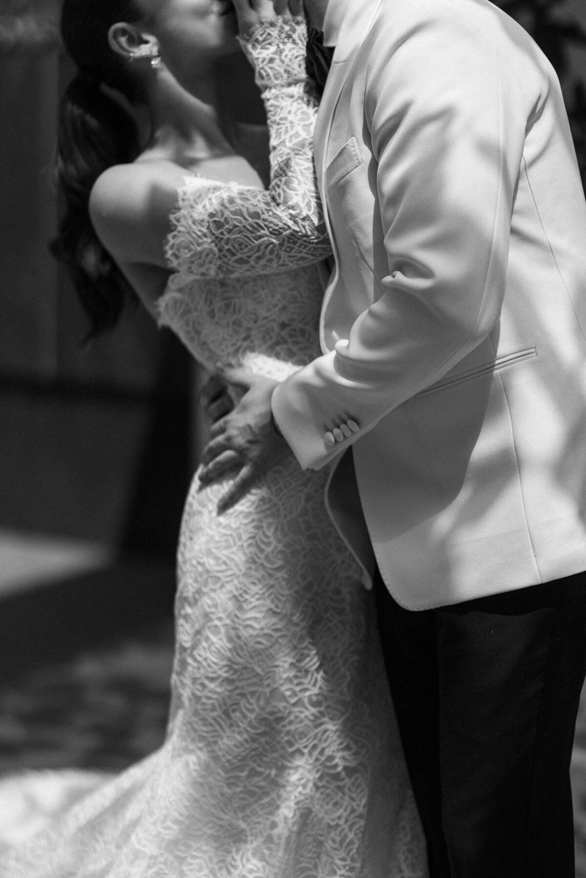 515-Four-Seasons-Toronto-Canada-Bailey-Cody-Wedding-28