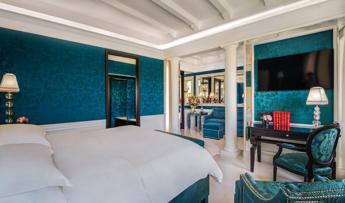 Waterstone - Hassler Collection - Hotel Hassler -Rome - Luxury Boutique Hotel - Grand Deluxe room Battistessa luglio 2023 (4) Large