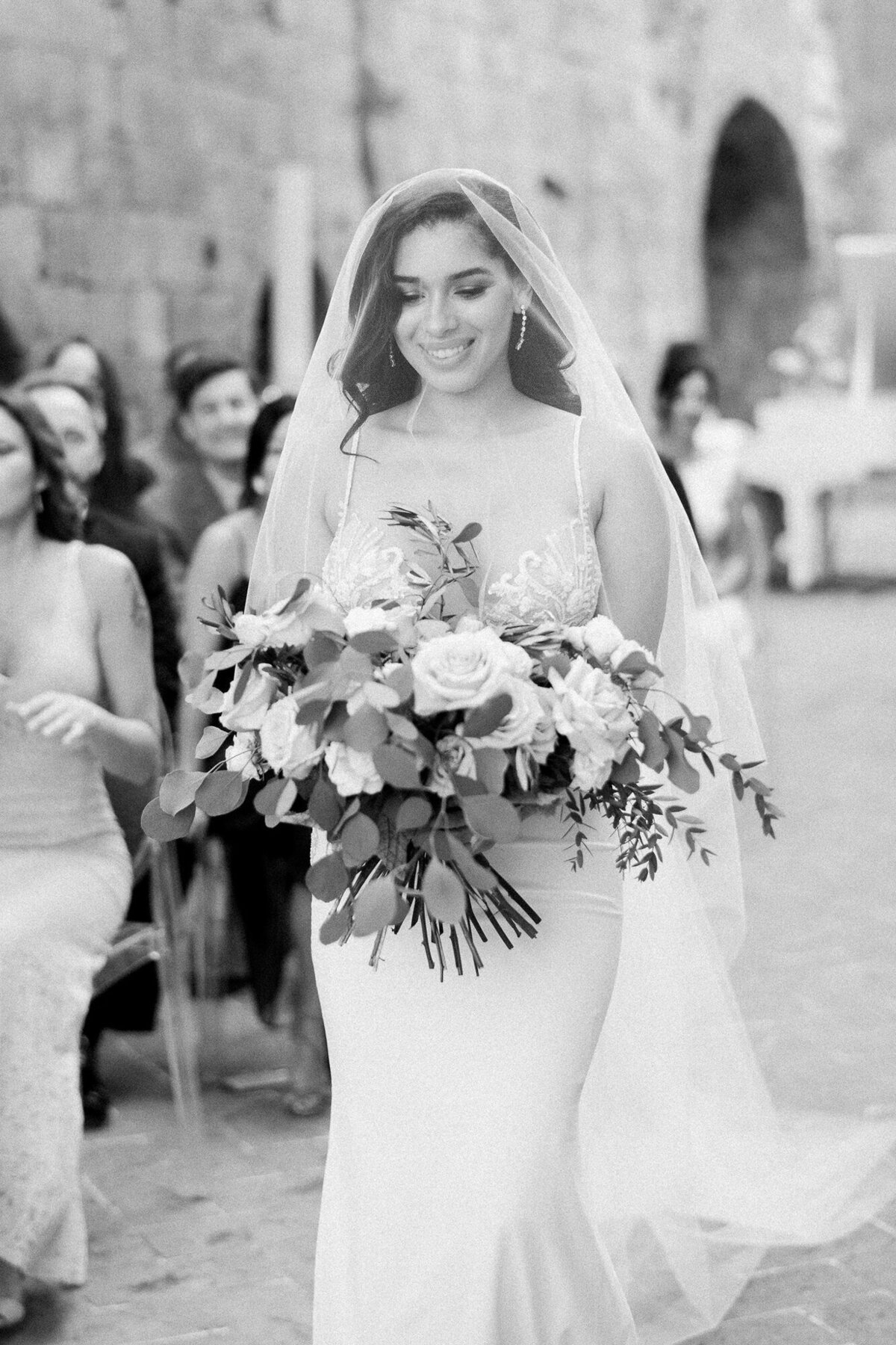 Maïlys Fortune Photography Husband Wife Wedding Weddings Photography France Switzerland Italy Timeless Dreamy Imagery Bilingual French English Destination Weddings Destination Wedding Provence French Riviera Paris Lake Como Tuscany76