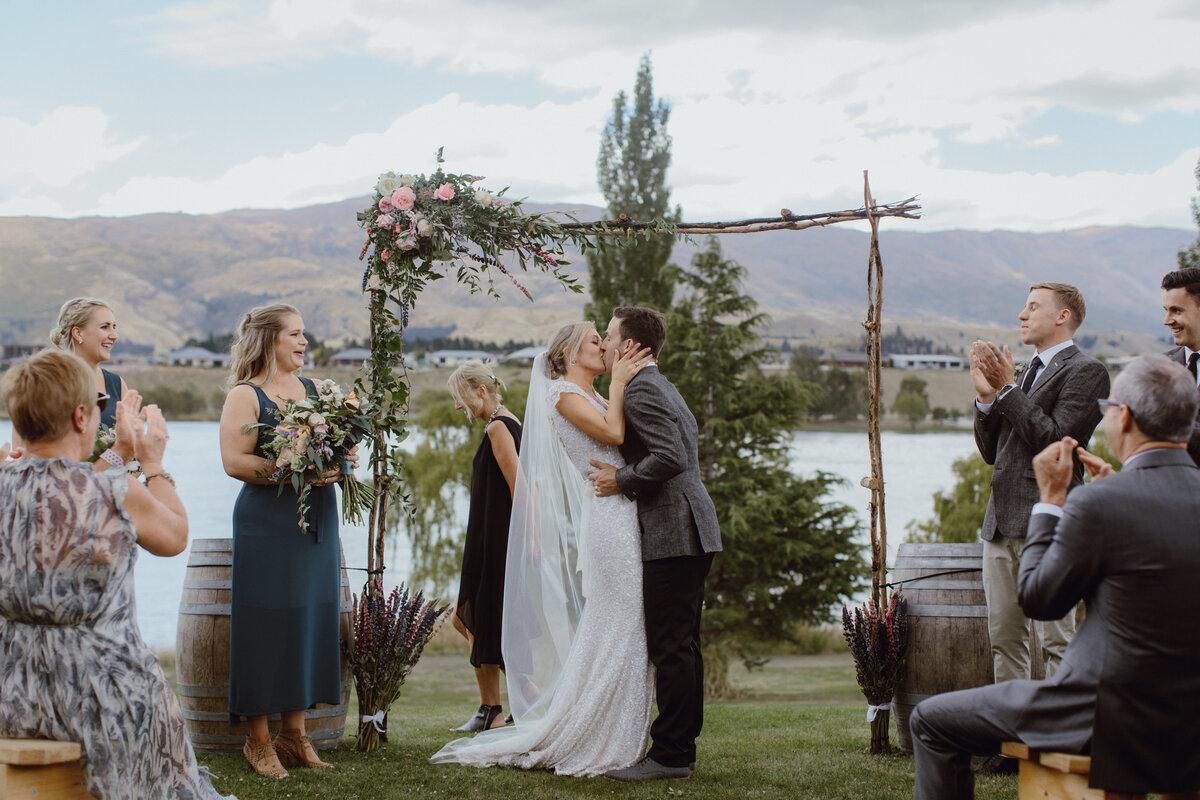 Cromwell-New-Zealand-Wedding-by-Megan-Saul-Photography (369 of 572)