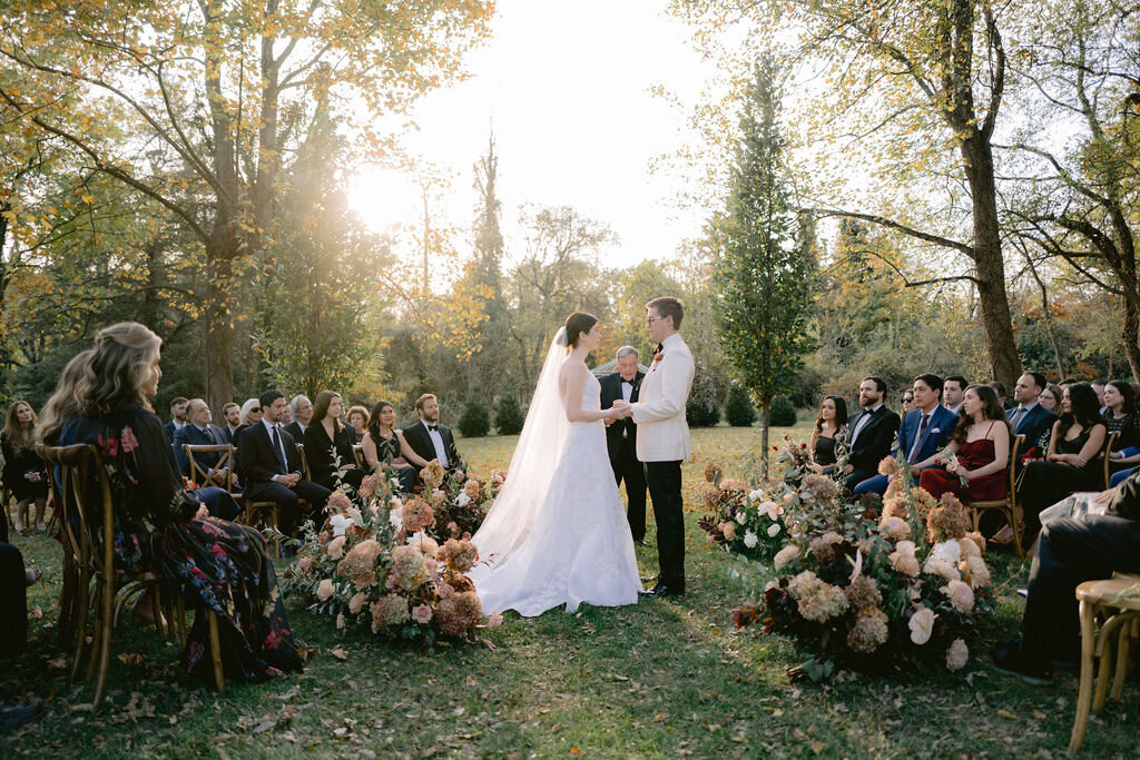 NikkiSanterre_EastCoastLuxuryWeddingPhotographer_CaitieHanrahan_KeswickHallWedding_Jac&Zach-191